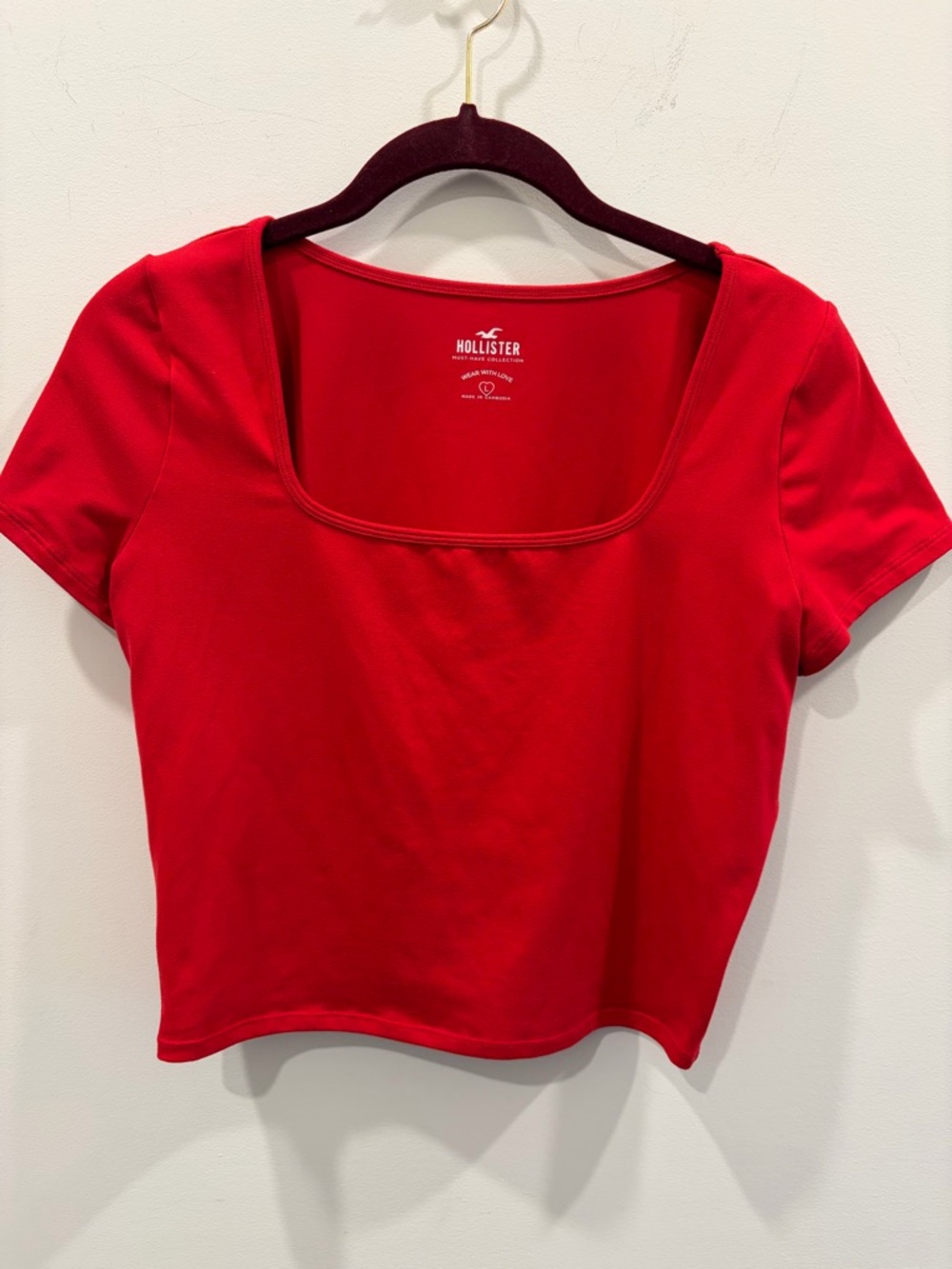 Hollister Red Square-Neck Crop‎ Top